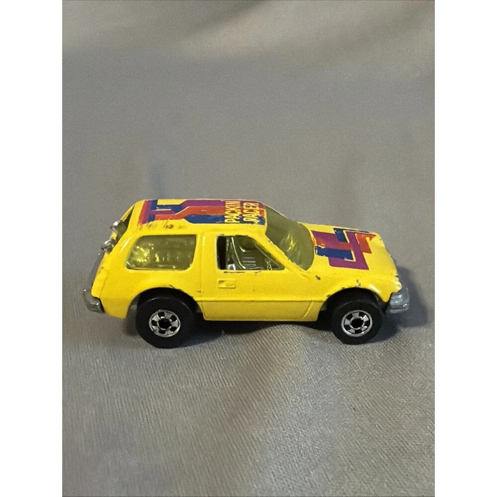 Vintage 1977 Hot Wheels PACKIN PACER Yellow AMC Blackwalls - Mattel Hong Kong